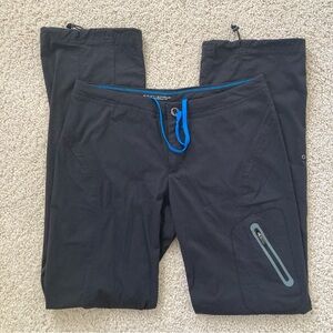 Women’s Columbia Omni-Shield hiking pants 8 Regular